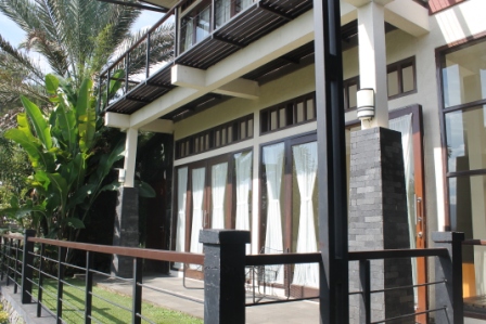 Villa Agung 6 Kamar Sharing swimpool